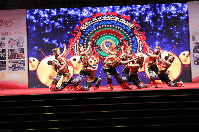 彝族舞蹈《三月六》 彝族舞蹈《三月六》